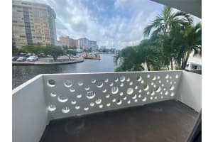 2500 Diana Drive 209, Hallandale Beach, FL 33009 Sold 01/14/25