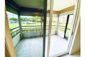 1000 Saint Charles Pl L21, Pembroke Pines, FL 33026 Sold 05/15/25