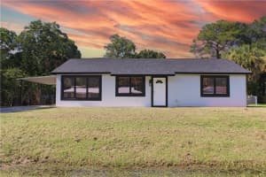 8506 Pensacola Rd, Fort Pierce, FL 34951 Sold 01/29/25