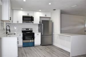 8506 Pensacola Rd, Fort Pierce, FL 34951 Sold 01/29/25