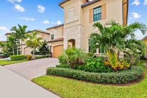 12120 N Baypoint Cir, Parkland, FL 33076 Sold 01/06/25
