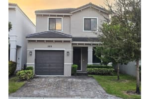 269 NW 36th Ave, Pompano Beach, FL 33069 - MLS#F10466075