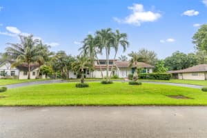 9740 NW 35th St, Cooper City, FL 33024 Sold 12/16/24