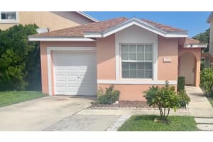 4032 Eastridge Dr, Deerfield Beach, FL 33064 Sold 12/27/24