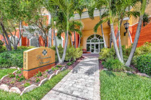 821 W Riverside Dr 502, Pompano Beach, FL 33062 Sold 08/06/25