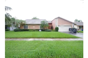 7870 NW 54th St, Lauderhill, FL 33351 - MLS#F10466212