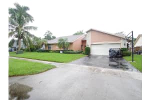 7870 NW 54th St, Lauderhill, FL 33351 Sold 11/18/25