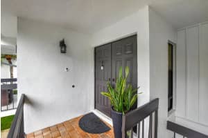 7671 Lakeside Blvd G 16-2, Boca Raton, FL 33434 Sold 05/15/25