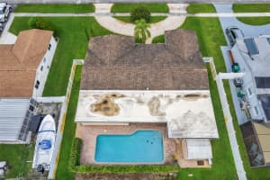 8962 SW 52nd Pl, Cooper City, FL 33328 Sold 11/06/24