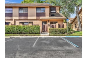 7780 NW 79th Ave F7, Tamarac, FL 33321 Sold 01/10/25