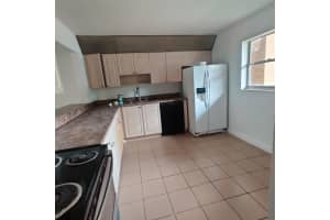 4131 Stirling Rd 101, Davie, FL 33314 Sold 12/23/24