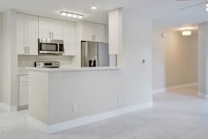 2413 NW 15th Ct, Fort Lauderdale, FL 33311 Sold 11/22/24