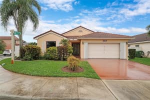 16514 NW 10th St, Pembroke Pines, FL 33028 Sold 02/24/25