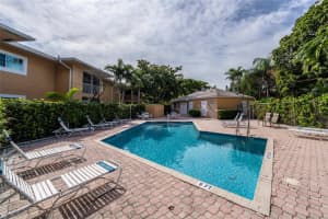 401 SE 10th St 207B, Dania Beach, FL 33004 Sold 03/07/25