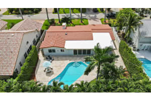 2020 NE 32nd Ave, Fort Lauderdale, FL 33305 Sold 12/19/24