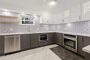 620 Tennis Club Dr 310, Fort Lauderdale, FL 33311 Sold 03/13/25