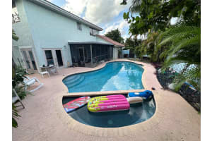 4104 NW 5th Dr, Deerfield Beach, FL 33442 Sold 03/28/25