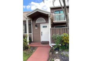 7117 Sportsmans Dr 7117, North Lauderdale, FL 33068 Sold 05/30/25