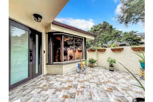 445 NW 97th Ave, Plantation, FL 33324 Sold 01/31/25