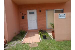 620 Sw 80th Terrace, North Lauderdale