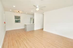 521 NE 45th Ct, Deerfield Beach, FL 33064 Sold 03/24/25