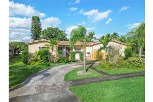 4701 NW 41st Ct, Lauderdale Lakes, FL 33319 Sold 01/08/25