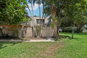 266 Arabian Road, Palm Springs, FL 33461 Sold 08/18/25