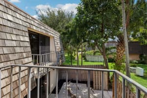 266 Arabian Road, Palm Springs, FL 33461 Sold 08/18/25