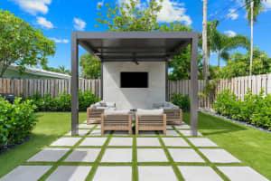 2751 NE 53RD ST, Lighthouse Point, FL 33064 Sold 11/26/24