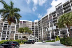 400 Leslie Dr 530, Hallandale Beach, FL 33009 Sold 02/21/25