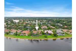 2696 Meadowood Dr, Weston, FL 33332 Sold 11/06/24