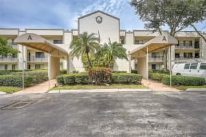 10556 E Clairmont Cir 309, Tamarac, FL 33321 Sold 04/29/25