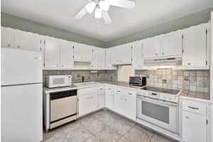 6731 Cypress Rd 111, Plantation, FL 33317 Sold 12/09/24