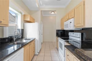 1467 SW 85th Ter, Pembroke Pines, FL 33025 Sold 11/22/24