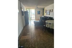 6937 Bay Dr 507, Miami Beach, FL 33141 Sold 12/12/24