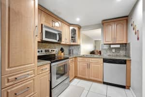 2571 Aragon Blvd 322, Sunrise, FL 33322 Sold 08/19/25