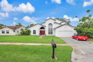 1598 Sw 17th St, Boca Raton