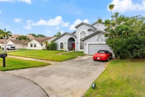1598 SW 17th St, Boca Raton, FL 33486 - MLS#F10467201