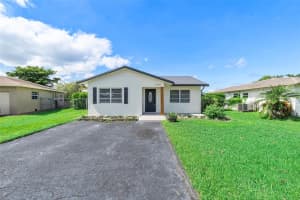7003 NW 98th Ter, Tamarac, FL 33321 Sold 12/20/24
