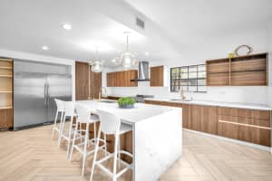 8553 NW 164th St, Miami Lakes, FL 33016 Sold 11/29/24