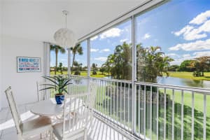 3980 Oaks Clubhouse Dr 207, Pompano Beach, FL 33069 Sold 02/20/25