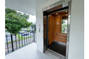 9450 Poinciana Pl 311, Davie, FL 33324 Sold 01/24/25