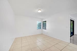 390 Colesbury Avenue, Port Saint Lucie, FL 34953 - MLS#F10467405