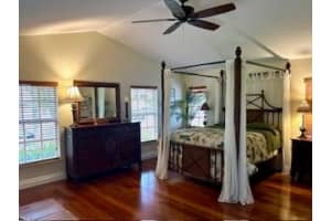 621 Lighthouse Dr, North Palm Beach, FL 33408 Sold 01/03/25
