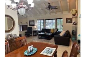 621 Lighthouse Dr, North Palm Beach, FL 33408 Sold 01/03/25