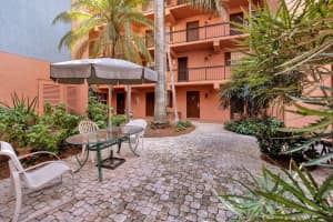 640 Tennis Club Dr 111, Fort Lauderdale, FL 33311 Sold 05/28/25