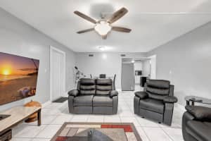 335 W Laurel Dr 2M, Margate, FL 33063 Sold 02/19/25