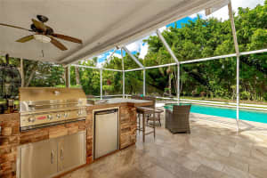 7509 Live Oak Dr, Coral Springs, FL 33065 Sold 12/31/24