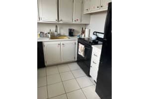 225 Newport 0 225, Deerfield Beach, FL 33442 Sold 11/22/24