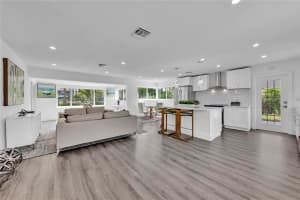 2910 NE 18th St, Pompano Beach, FL 33062 Sold 12/27/24